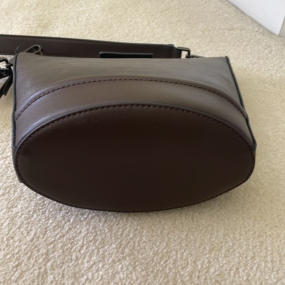 New with Tags Calvin Klein Brown Crossbody Bucket Bag. - Picture 3 of 6